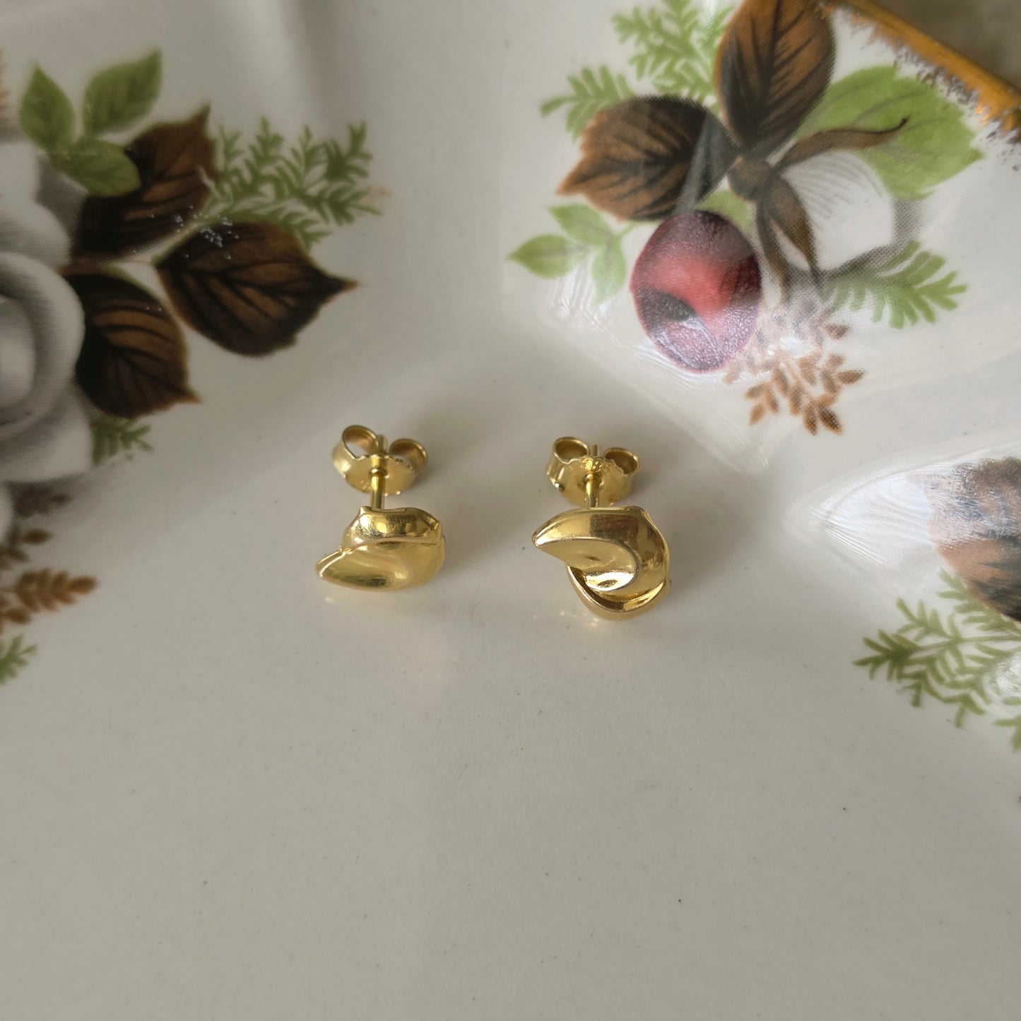 Vintage 14k gouden oorstekers abstract