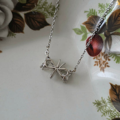 Vintage 18k witgouden ketting met diamanten vlinder ca. 1ct