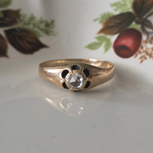 Antieke 14k gouden belcher ring met roosdiamant