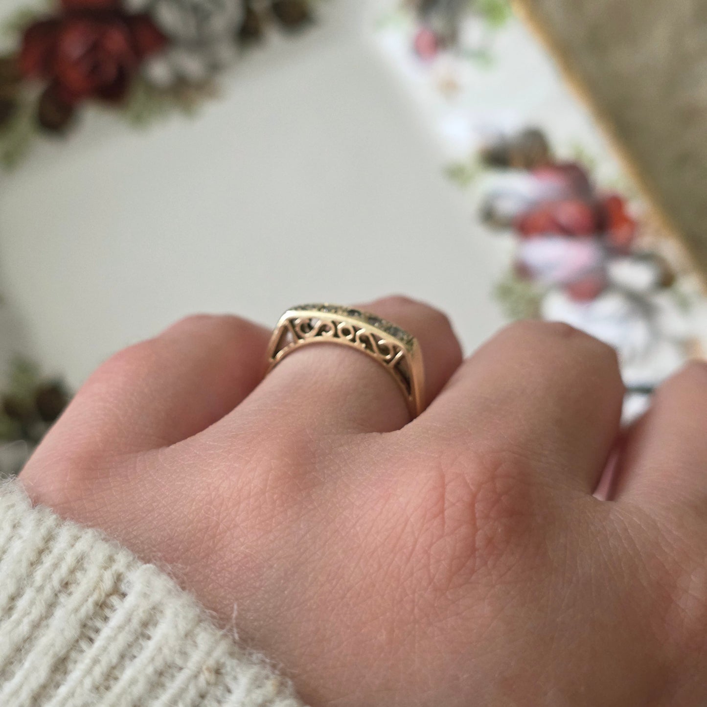 Vintage 14k gouden ring met diamanten en krullen