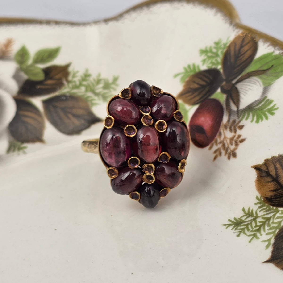 Vintage 14k gouden ring met granaat cabochons