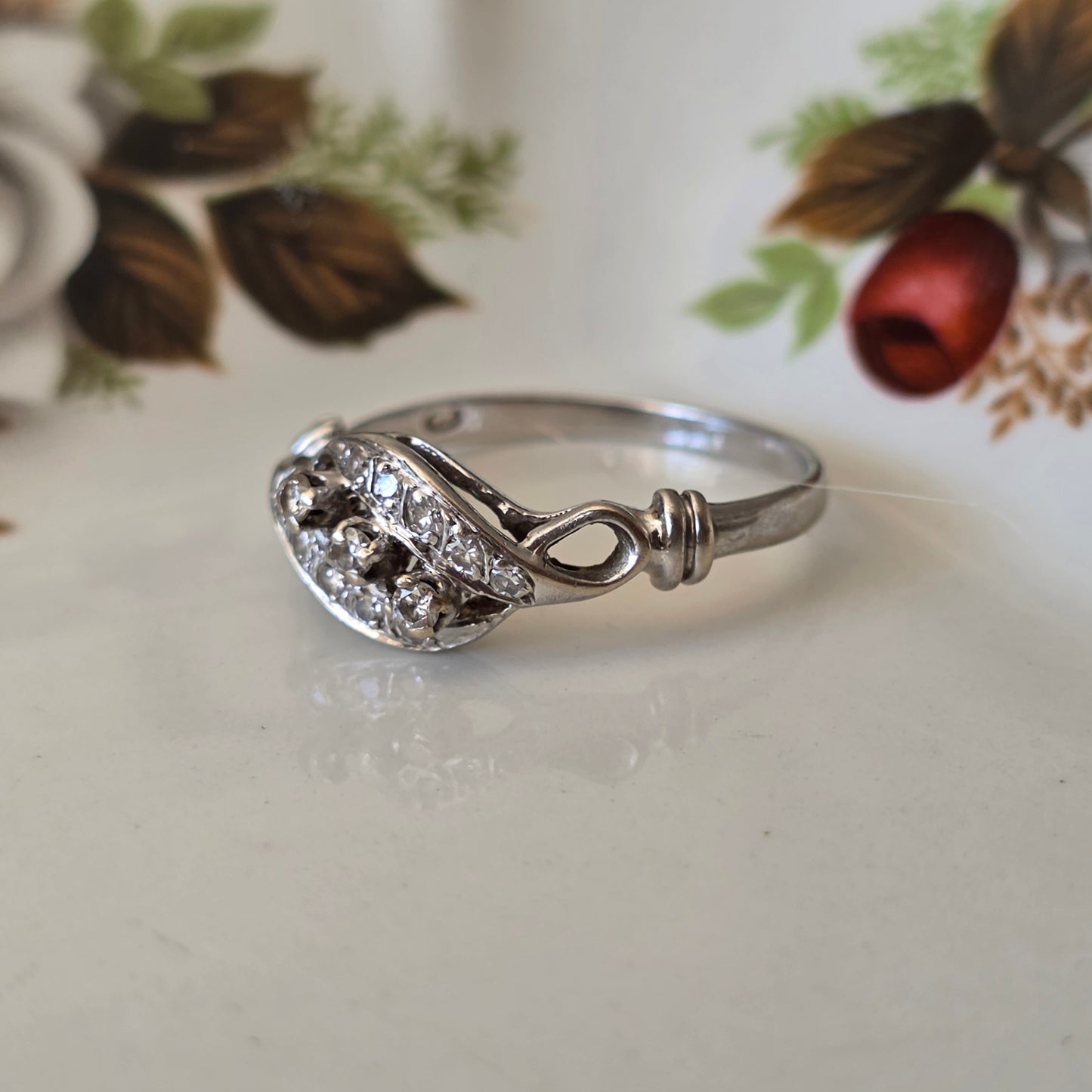Vintage 14k witgouden ring met 13 diamanten