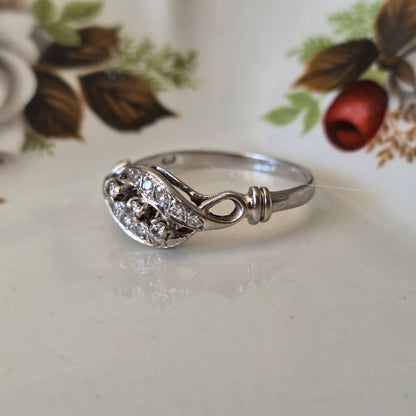 Vintage 14k witgouden ring met 13 diamanten