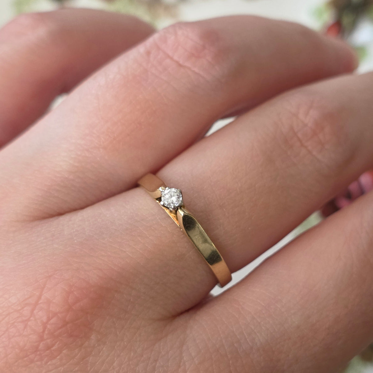 Vintage 14k gouden ring met diamant 0.08ct