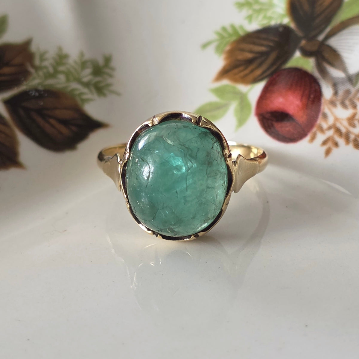 Vintage 14k gouden ring met groene beryl cabochon