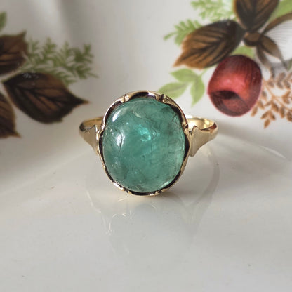 Vintage 14k gouden ring met groene beryl cabochon