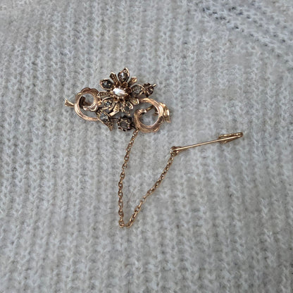 Antieke 14k gouden roosdiamant broche bloemtak