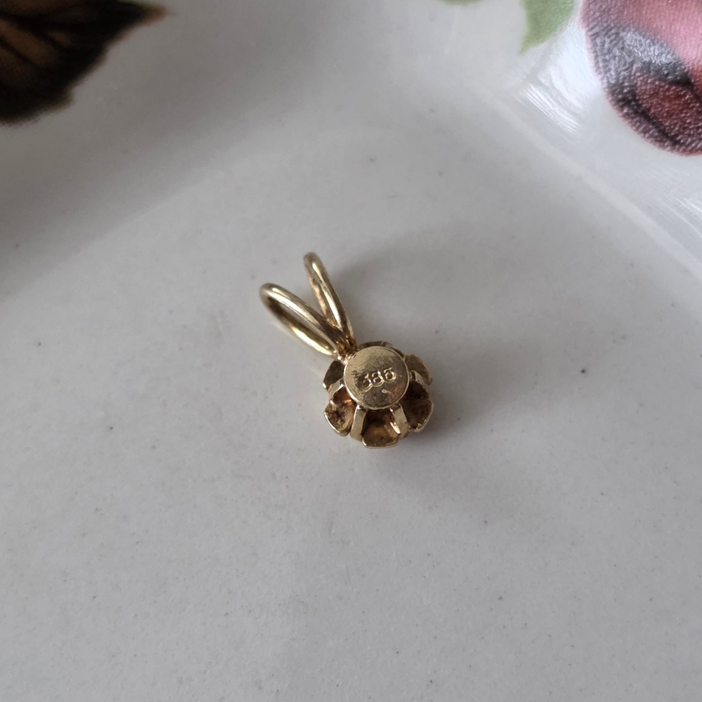 Vintage 14k gouden hangertje diamant