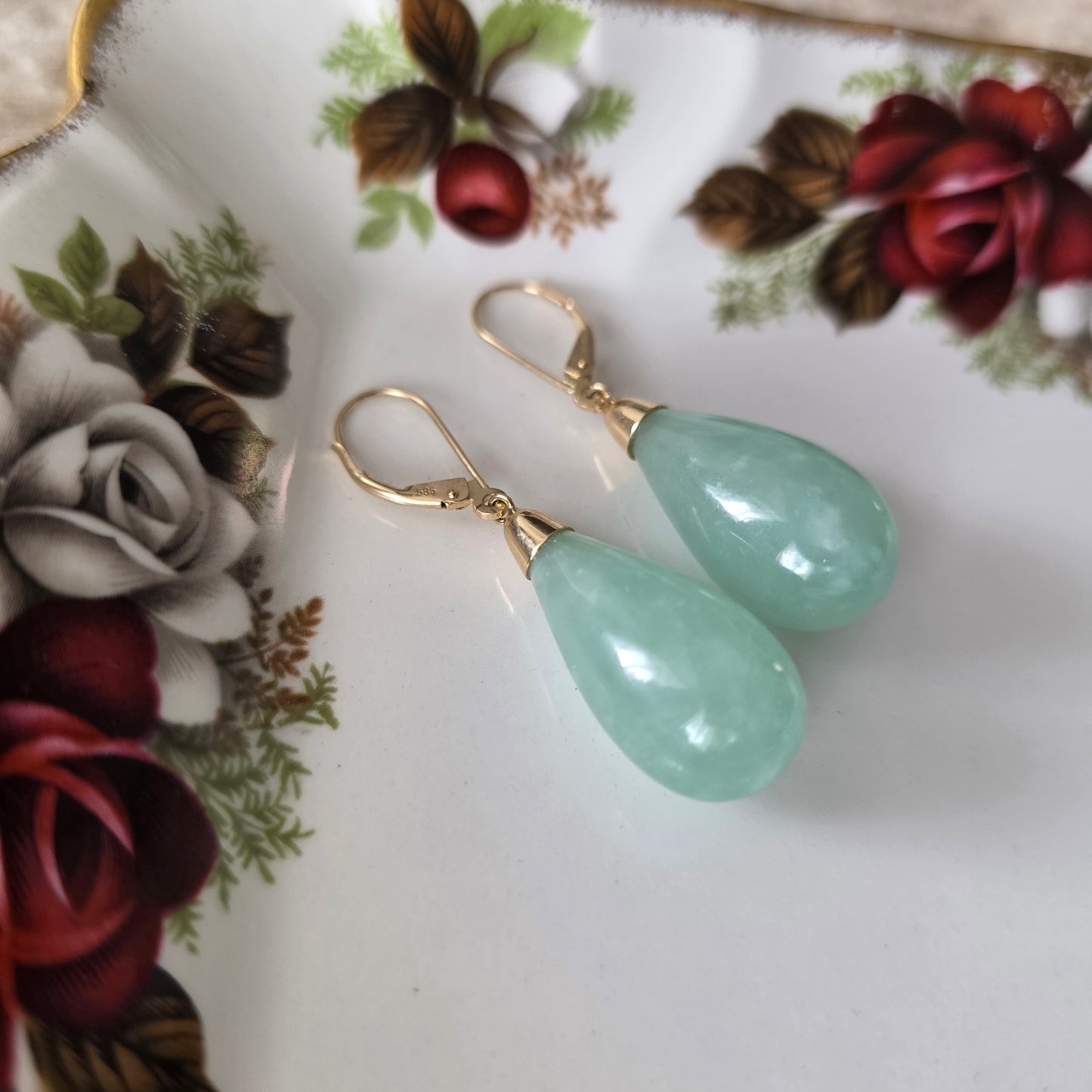 Vintage 14k gouden oorhangers groene chalcedoon