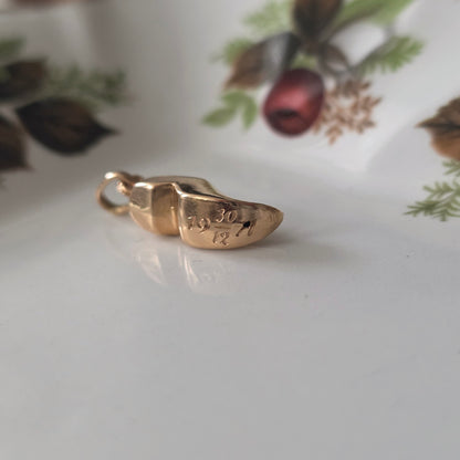 Vintage 18k gouden hanger klomp