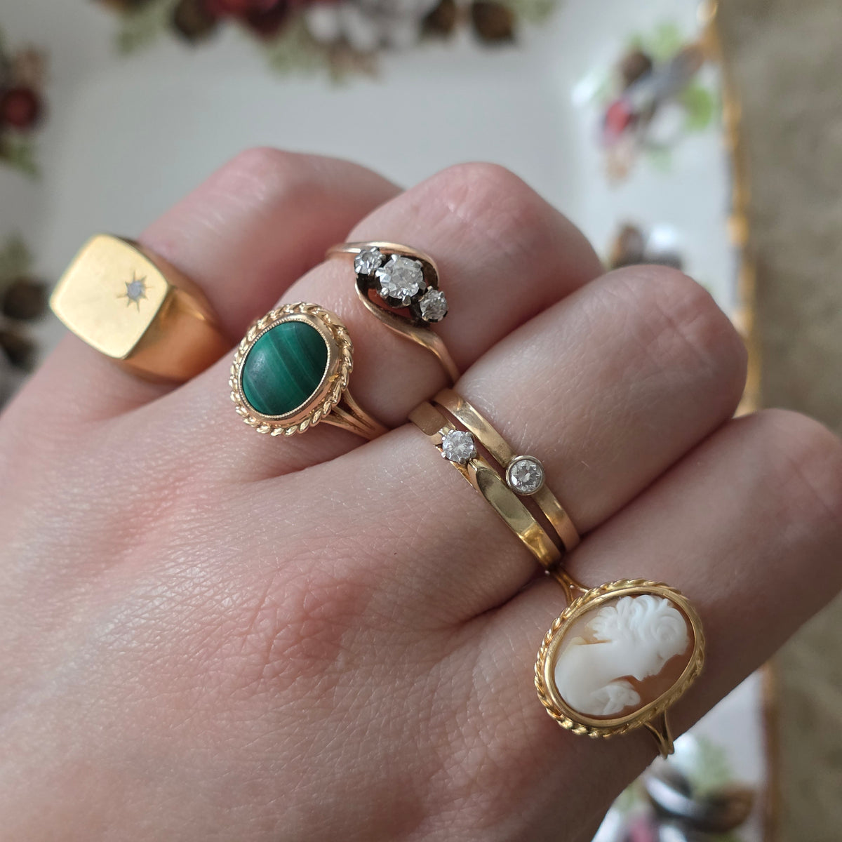 Vintage 14k gold ring malachite