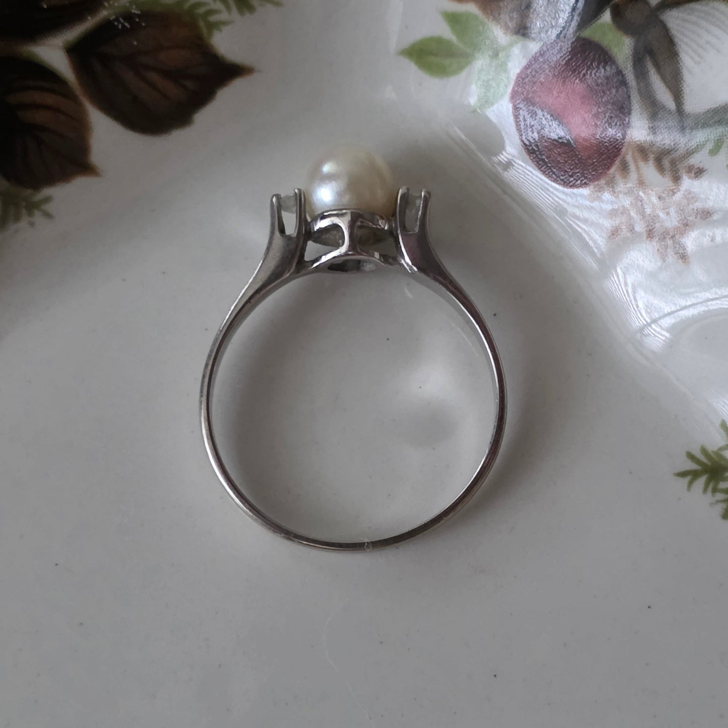 Vintage 14k witgouden ring met parel en diamanten