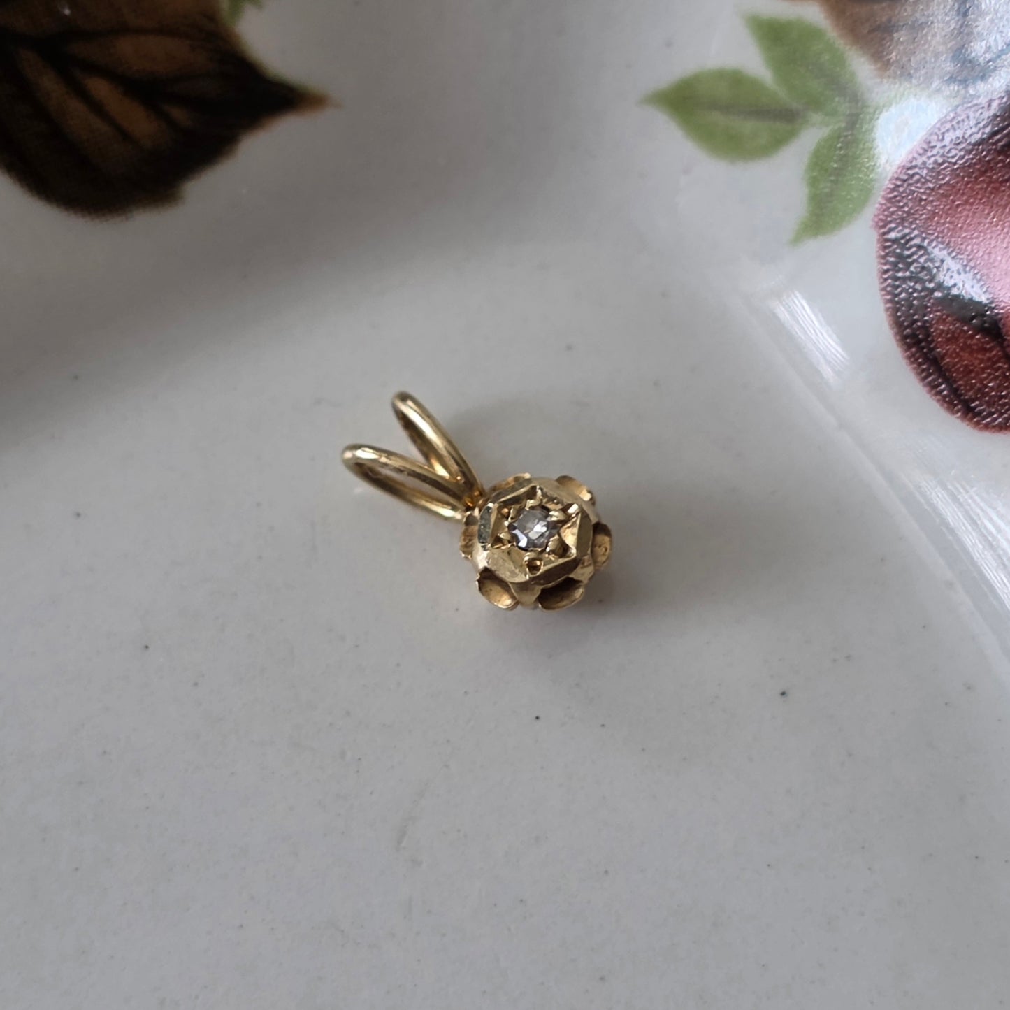 Vintage 14k gouden hangertje diamant