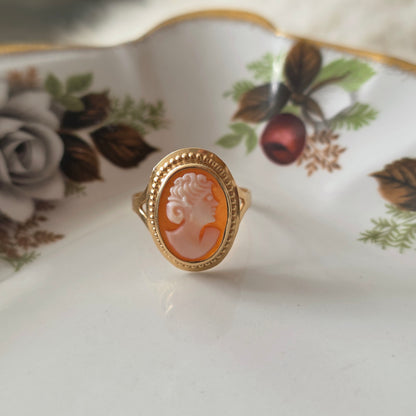 Vintage 18k ring met camee