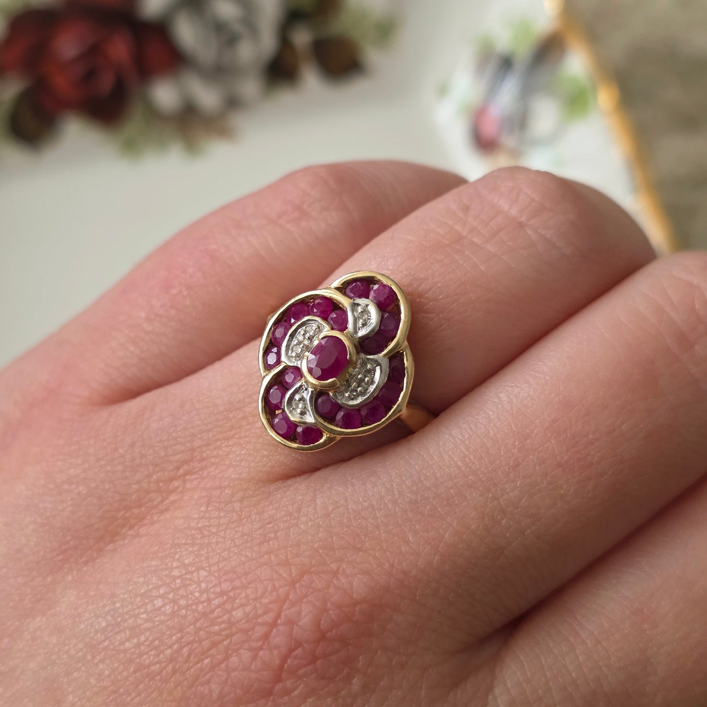 Vintage 14k gold ring with diamonds and ruby