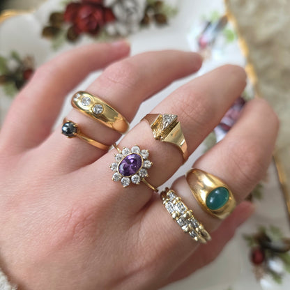 Vintage 18k gold hematite ring