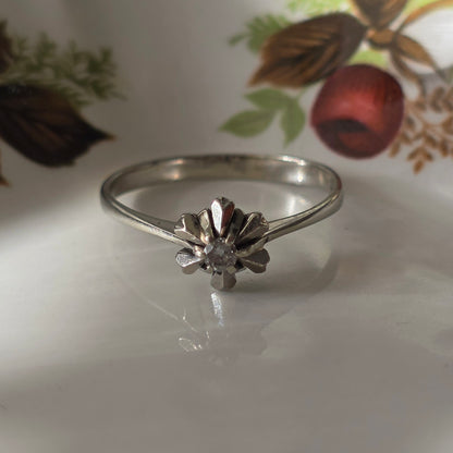Vintage 14k witgouden ring ster met diamant 0.05ct
