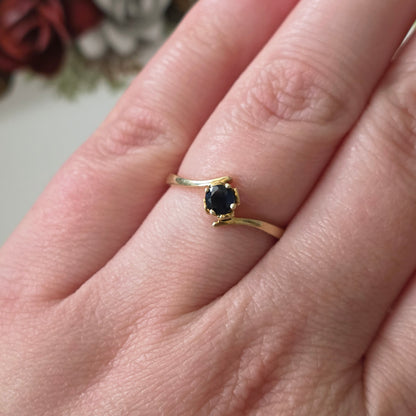 Vintage 14k gouden ring solitair saffier