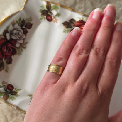 Vintage 18k ring met gravure