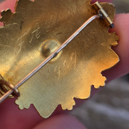 Antieke 14k broche klederdracht granaat