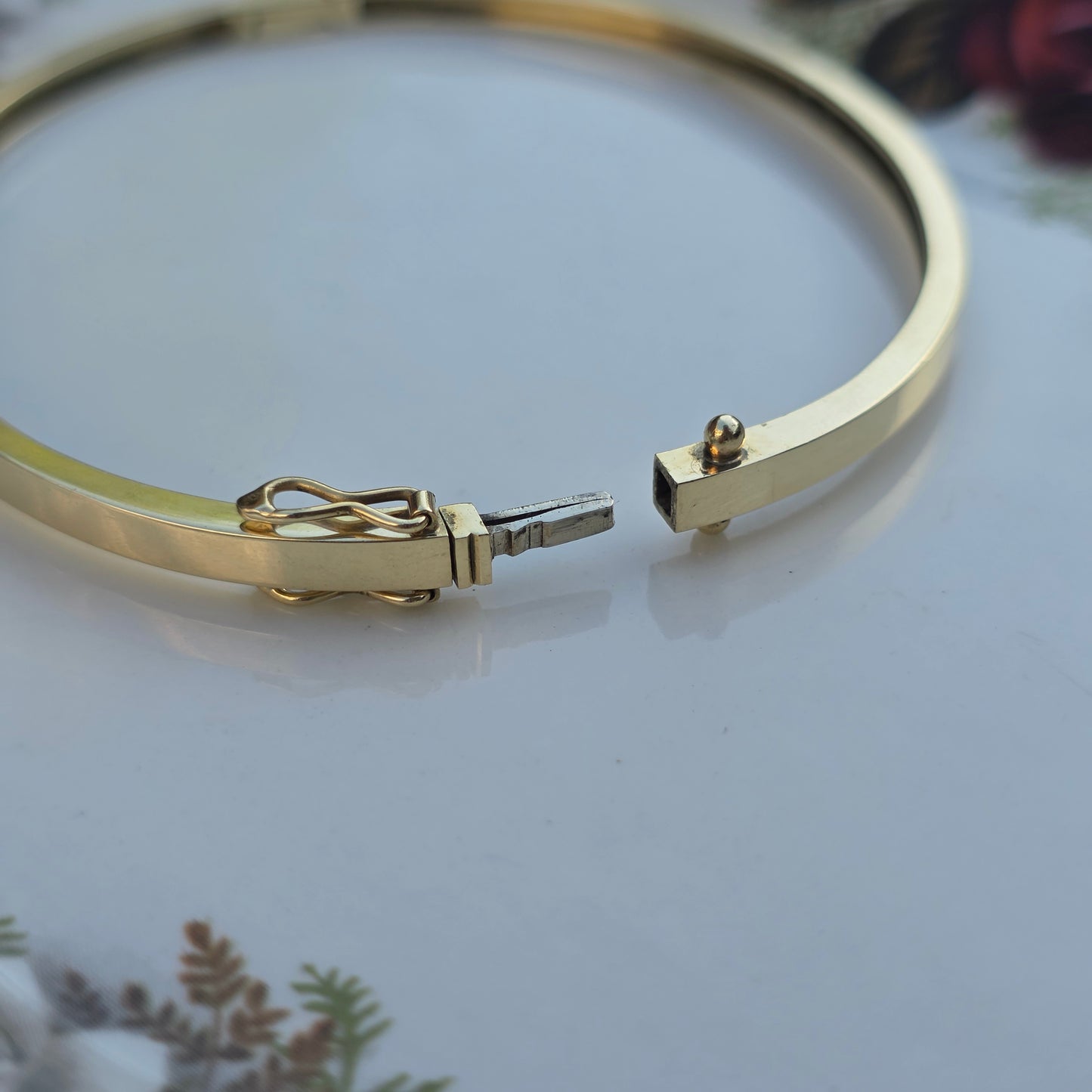 Vintage 14k gouden bangle armband met 5 diamanten