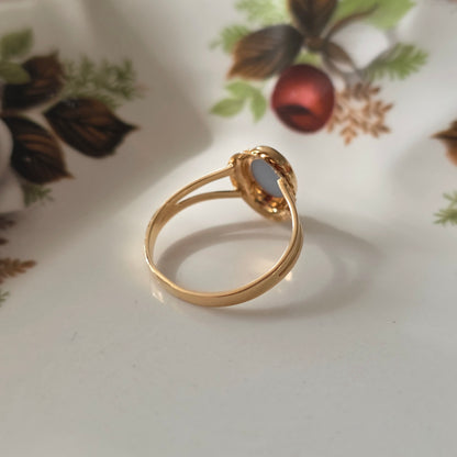 Vintage 18k ring met blauwe camee