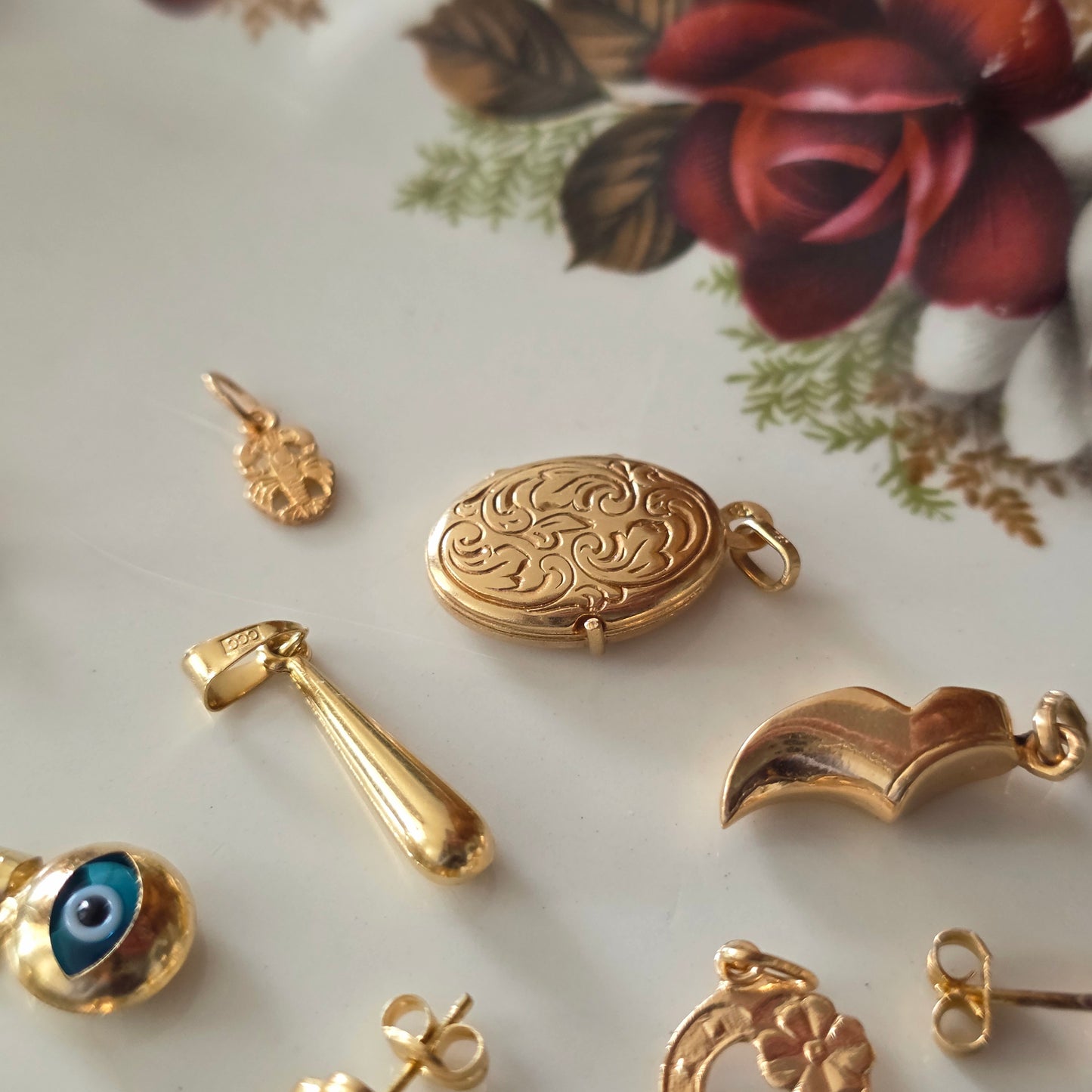 Vintage 18k gouden hanger medaillon ovaal
