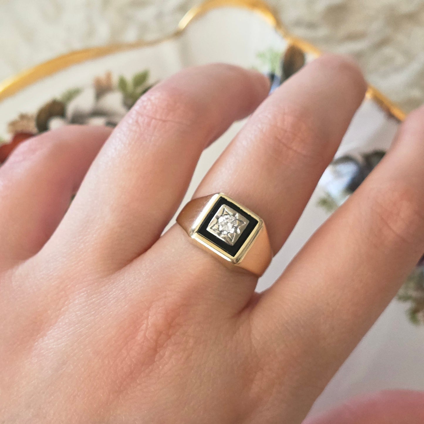 Vintage 14k gouden zegelring met onyx en diamant