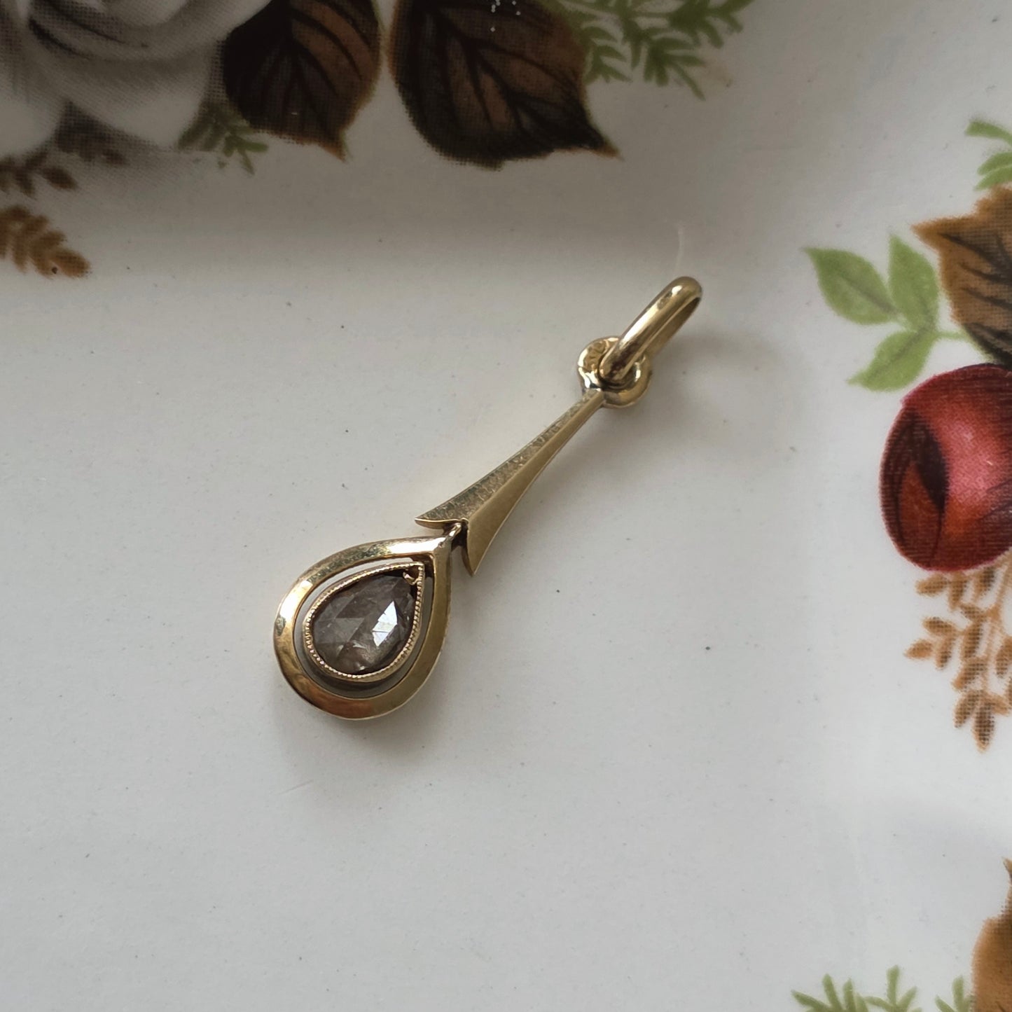 Antieke 14k gouden hanger peer roosdiamant