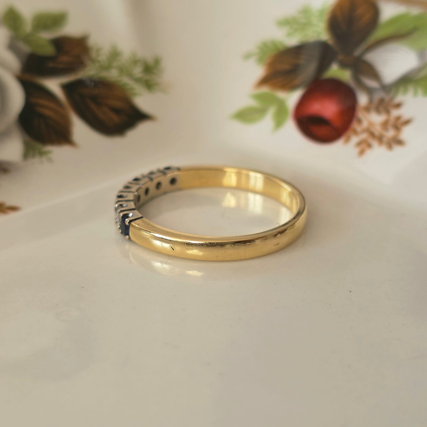 Vintage 14k gouden ring met saffier en diamant 0.12ct