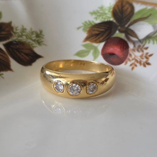 Vintage 18k gouden gypsy bombe ring 3 diamanten 0.2ct