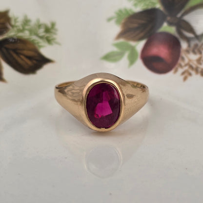 Vintage 18k gouden zegelring robijn
