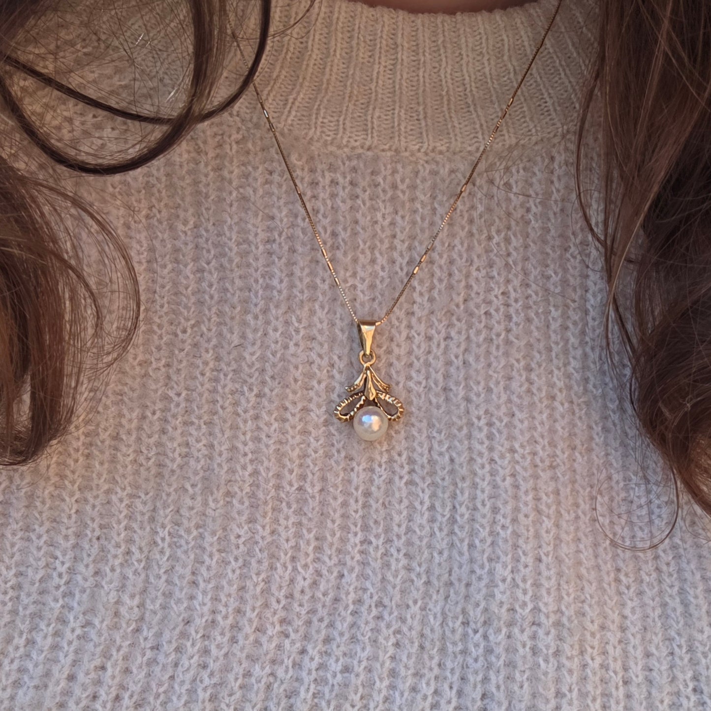 Vintage 14k gouden hanger parel strik