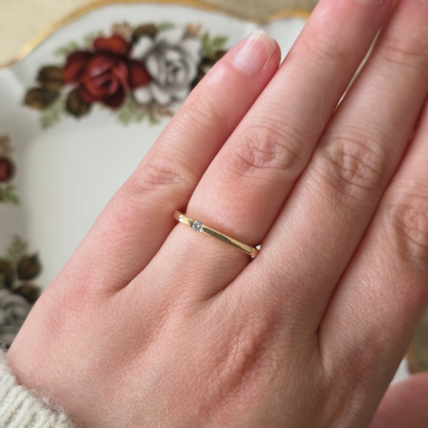 Vintage 14k gouden ring met diamant druppel 0.04ct