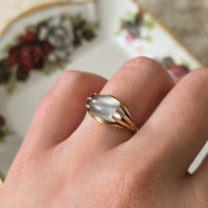Vintage 14k gouden ring met maansteen cabochon