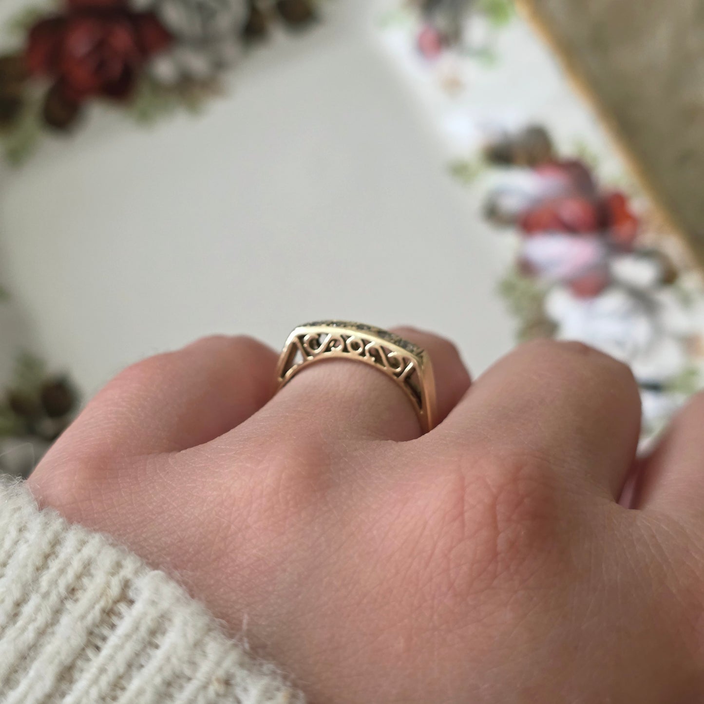 Vintage 14k gouden ring met diamanten en krullen
