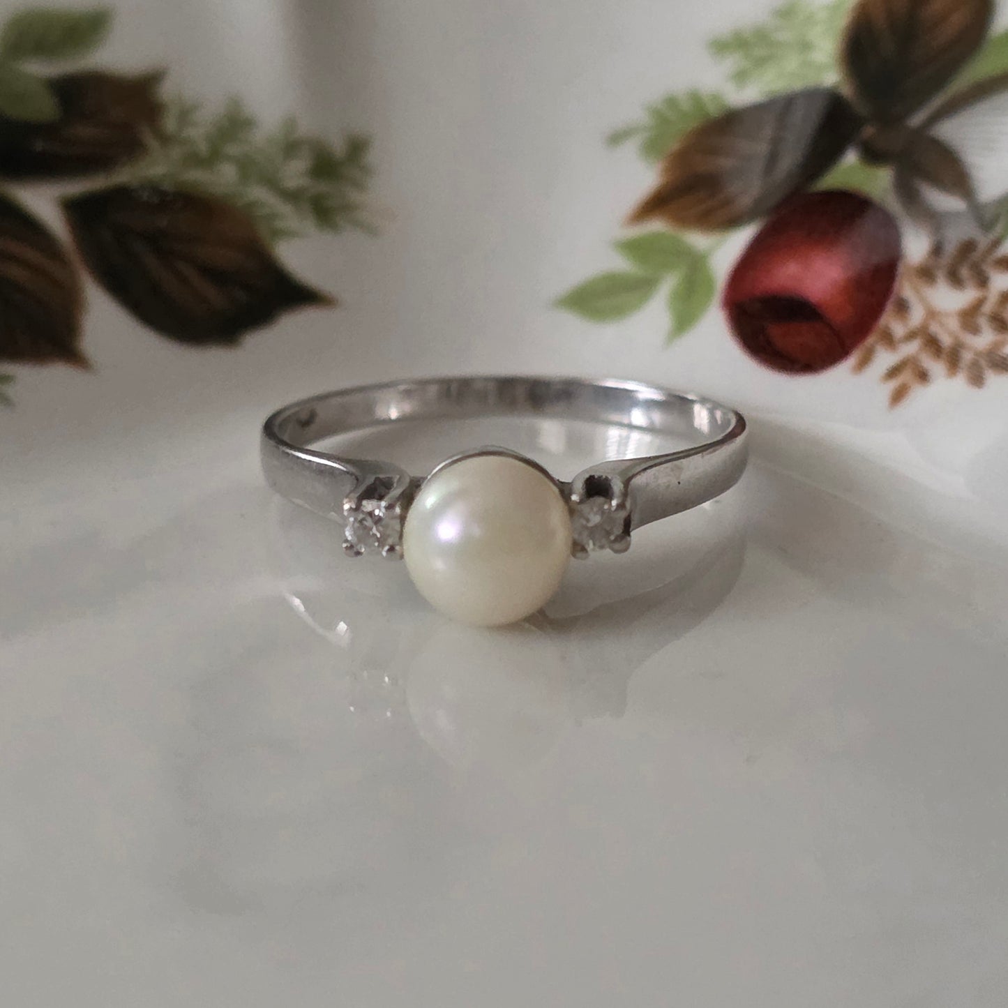 Vintage 14k witgouden ring met parel en diamanten