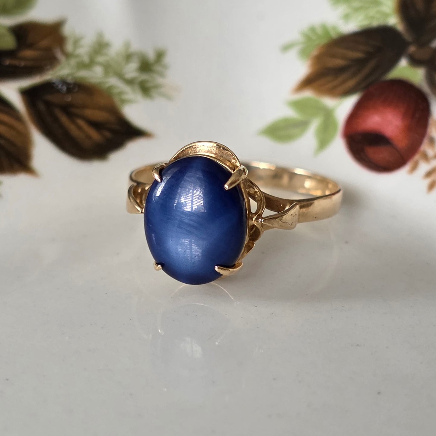 Vintage 18k gouden ring met ster saffier