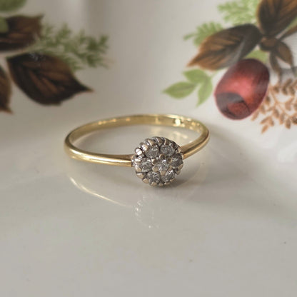 Vintage 14k gold diamond cluster ring