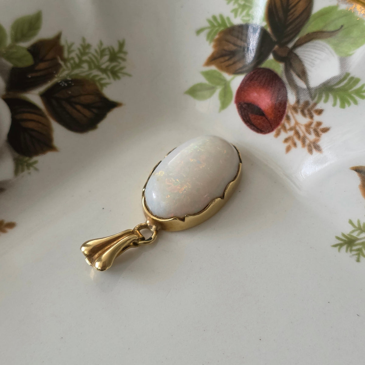 Vintage 14k gouden hanger met opaal
