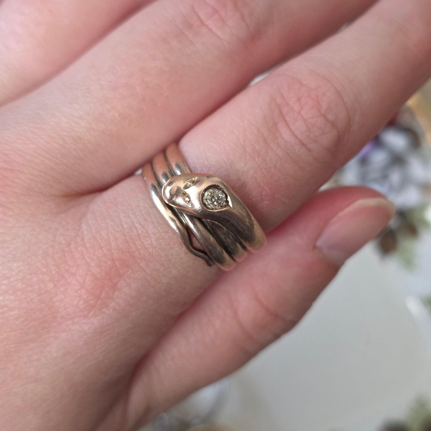 Antieke 14k gouden slang ring met oud Europees geslepen diamant