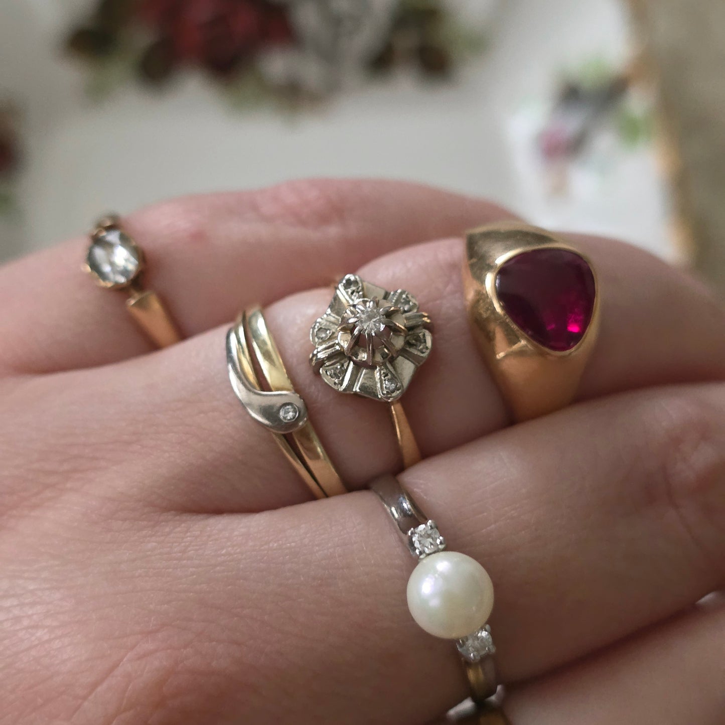 Vintage 18k gouden zegelring met robijn
