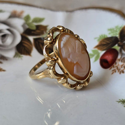 Vintage 14k gouden ring met camee