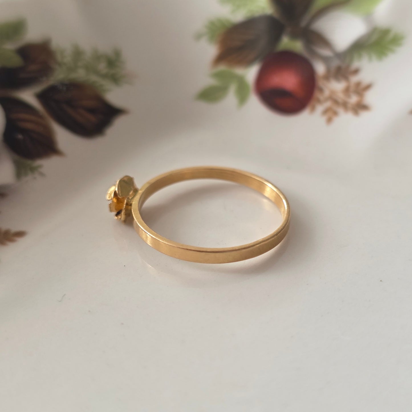 Vintage 18k ring met bloem