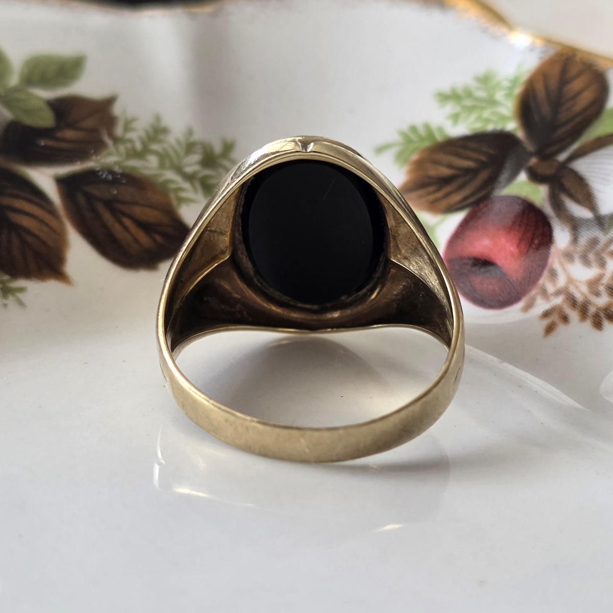 Vintage 8k zegelring met onyx