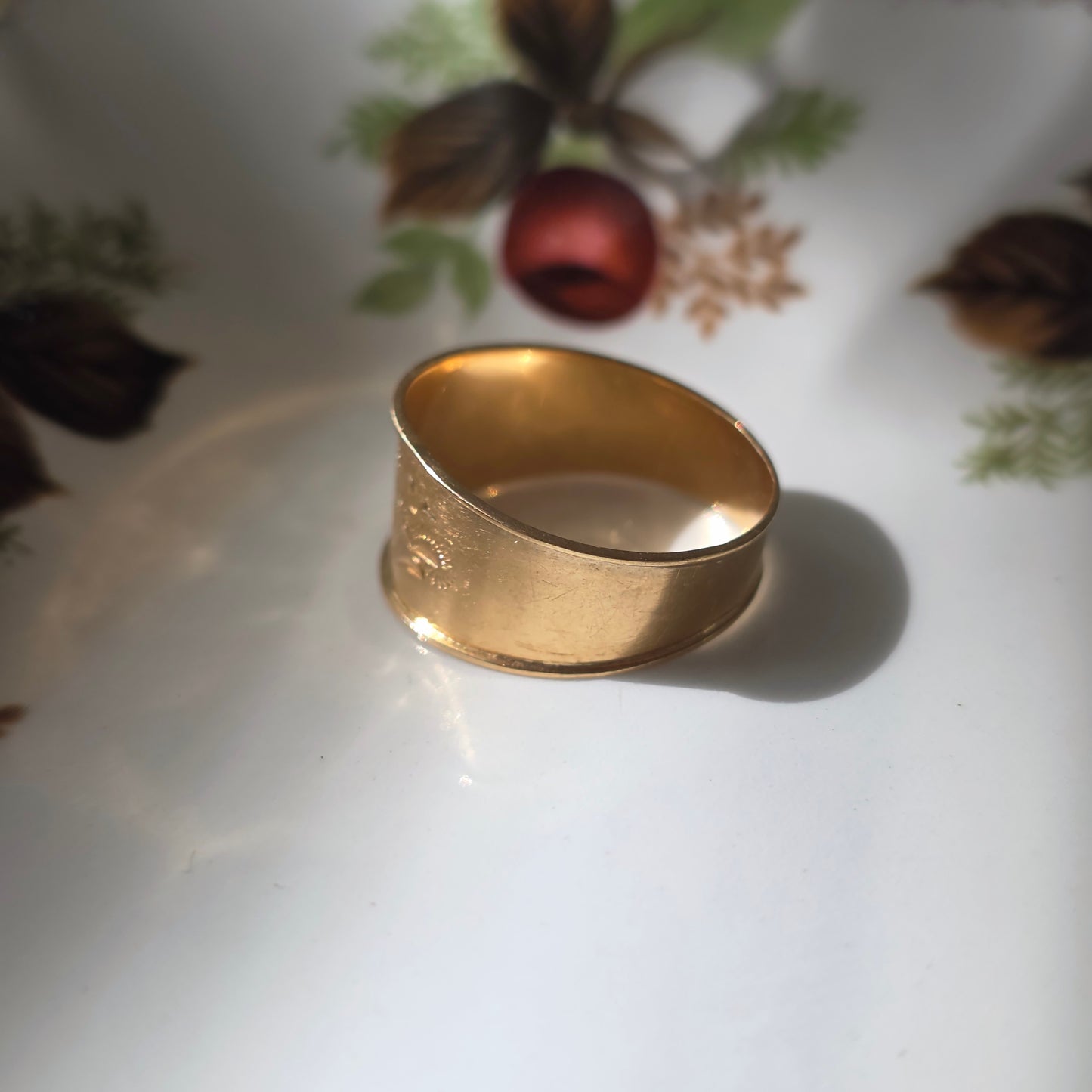 Vintage 18k ring met gravure