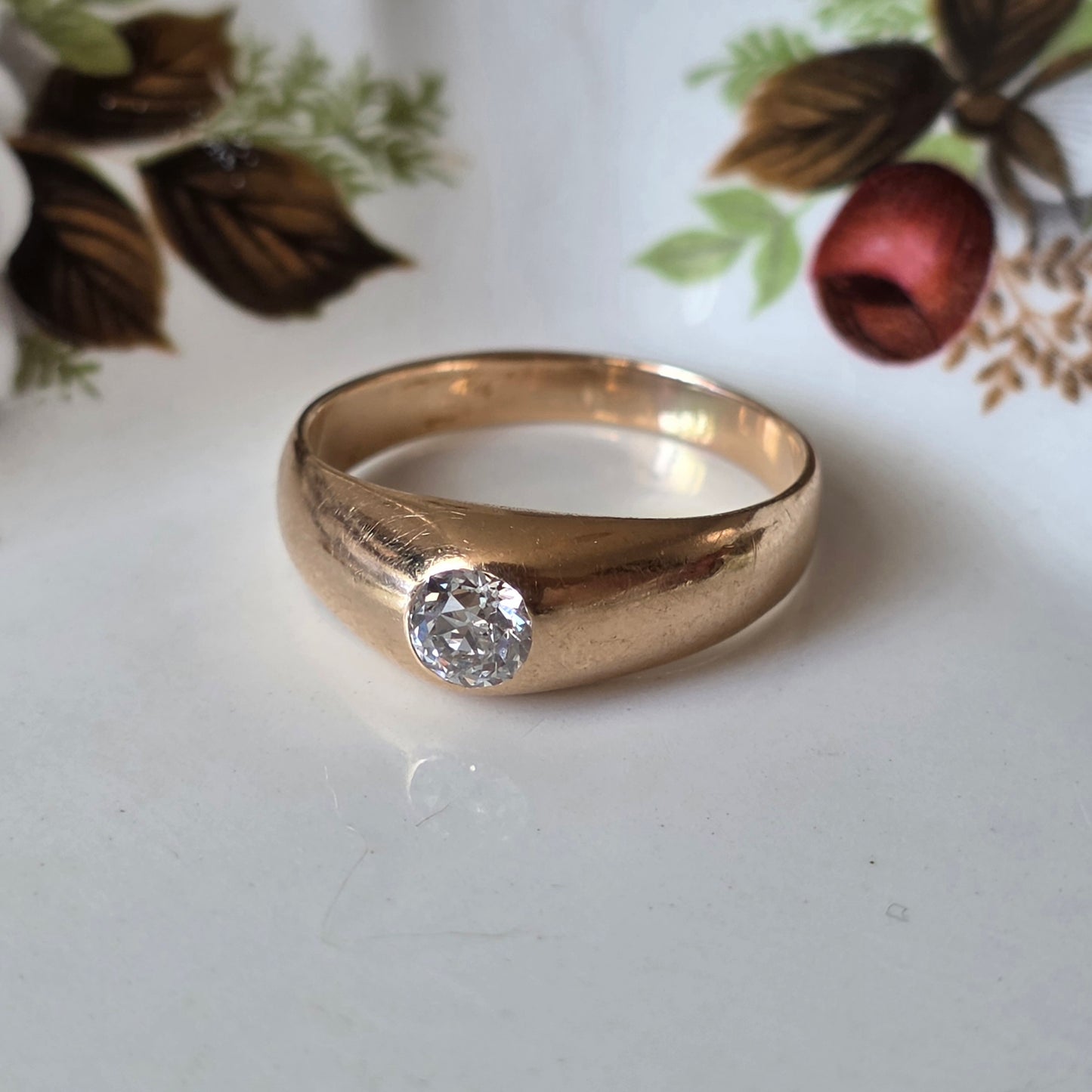 Antieke 14k gouden gypsy bombe ring old European cut diamant 0.4ct
