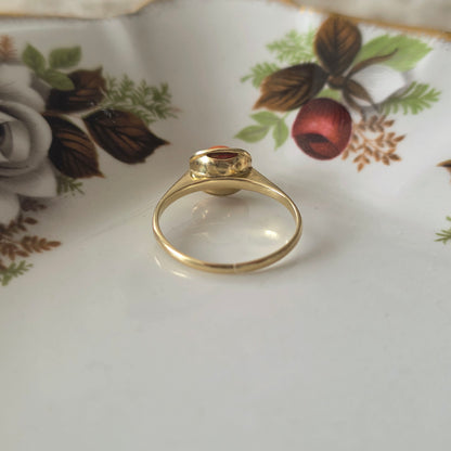 Vintage 14k gouden ring bloedkoraal