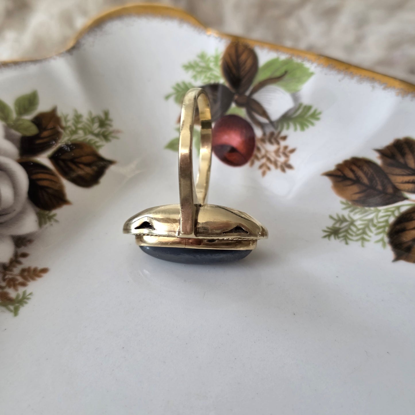 Vintage 14k gouden ring hematiet statement