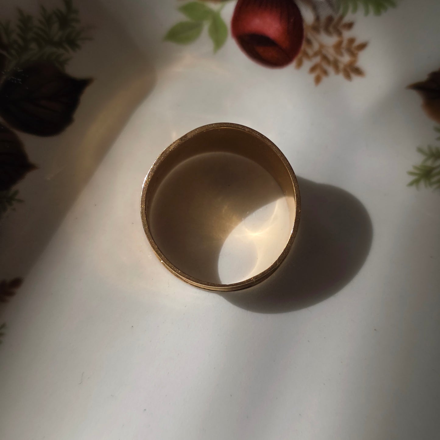 Vintage 18k ring met gravure